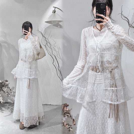 [ 現貨/預訂  📷 ༘ ⋆｡ ˚ ] bling bling floral vest / white