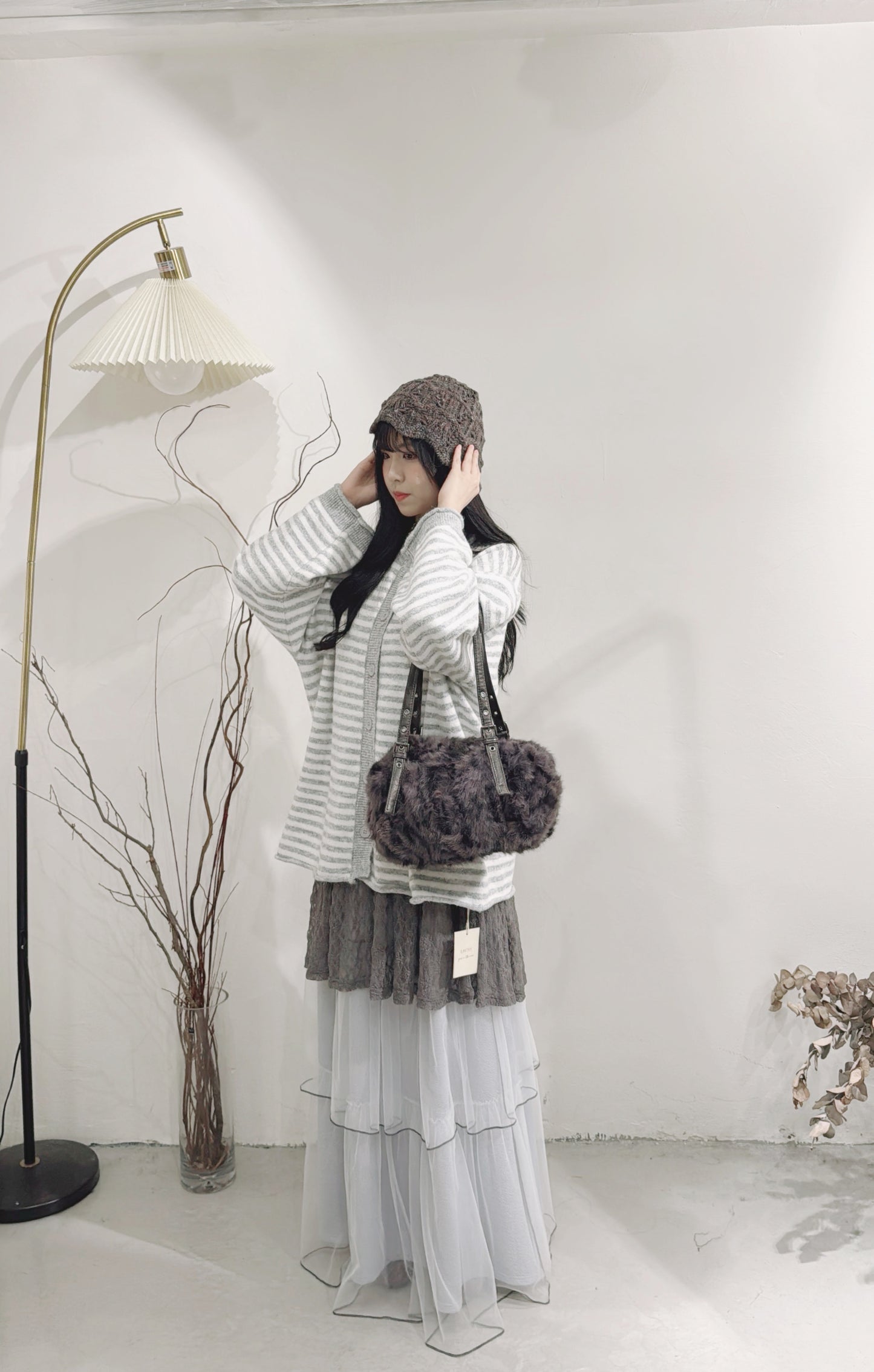 [ 現貨/預訂⋆⁺₊❅ ] striped knit outer / grey