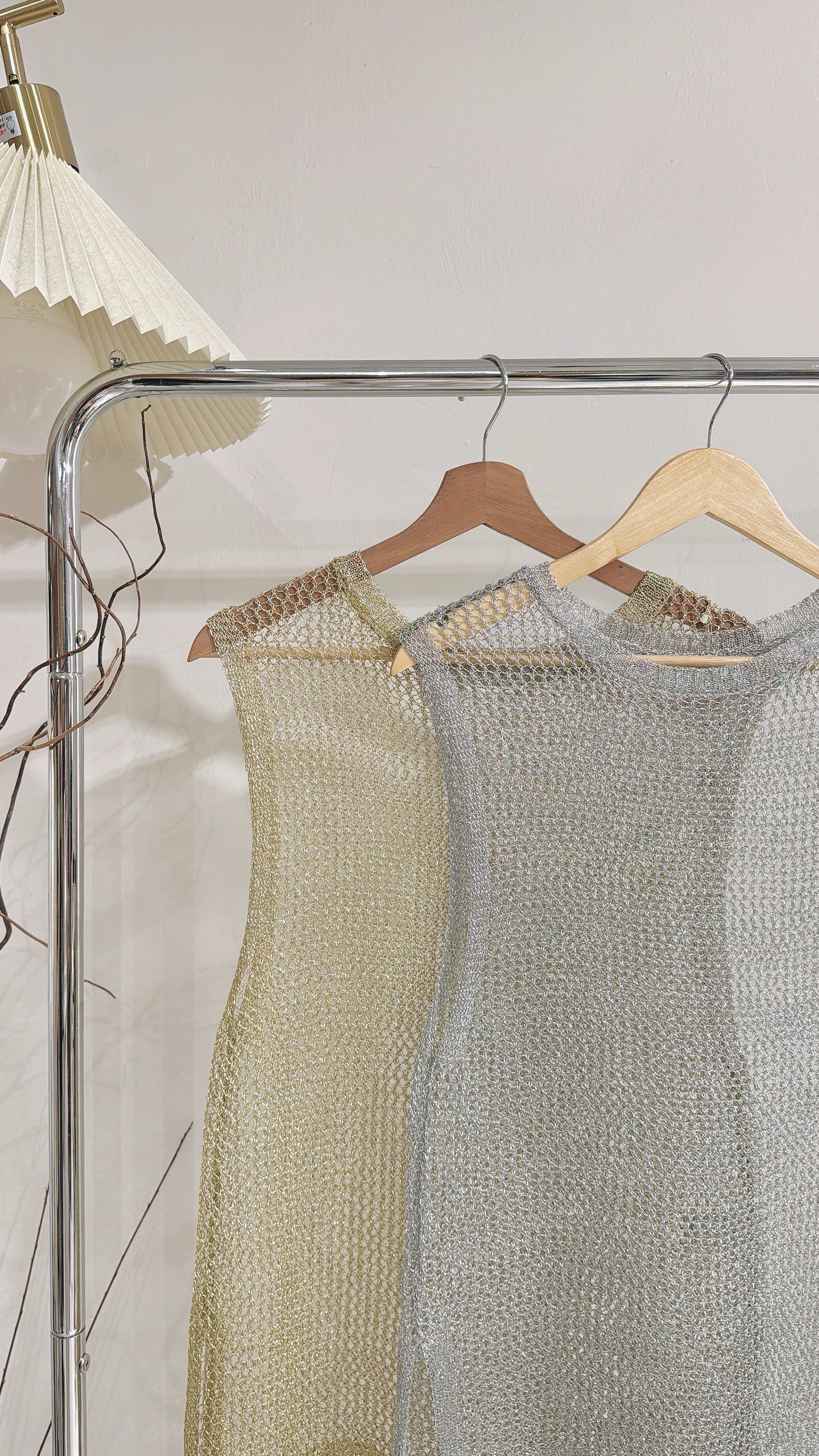 [ 現貨/預訂˚⊹♡ ] [charlotte's picks!]  lone lone glossy vest / 2 colors