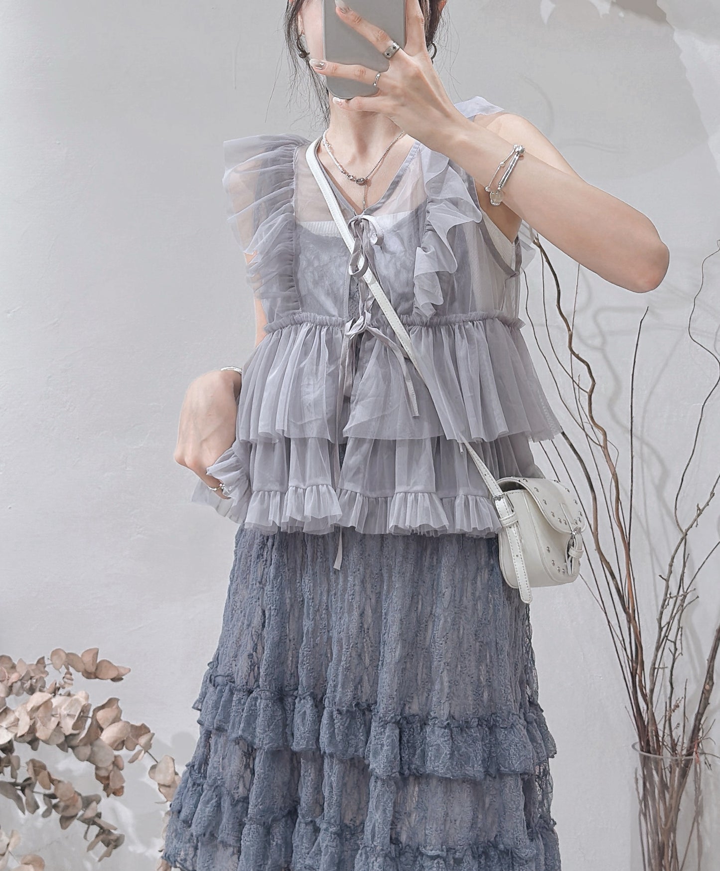 [ 𝐃𝐃𝐃 𝐌𝐀𝐃𝐄 超美自訂款𓂃⋆.˚] Tulle layer top / 2 colors