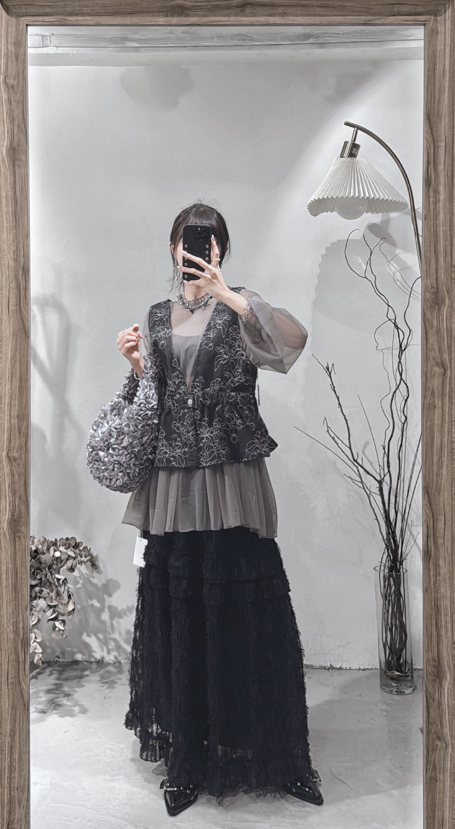 [ 現貨/預訂⋆.𐙚 ̊ ] [ 牛仔布料！] handrawn flower bustier / black