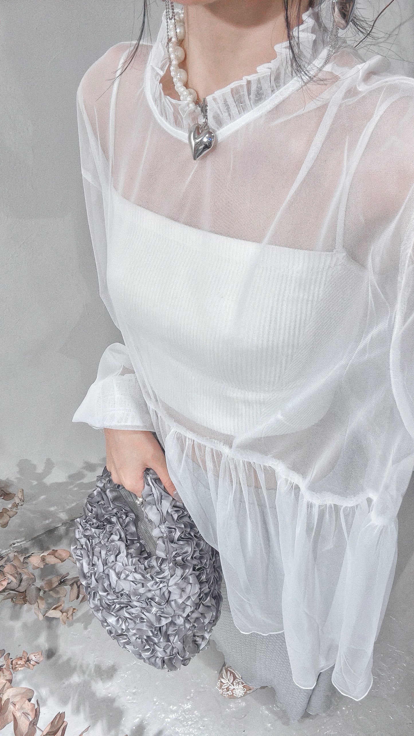 [ 現貨/預訂 ⋆.𐙚 ̊ ] [ 輕身！通透感！] Collared blouse / white