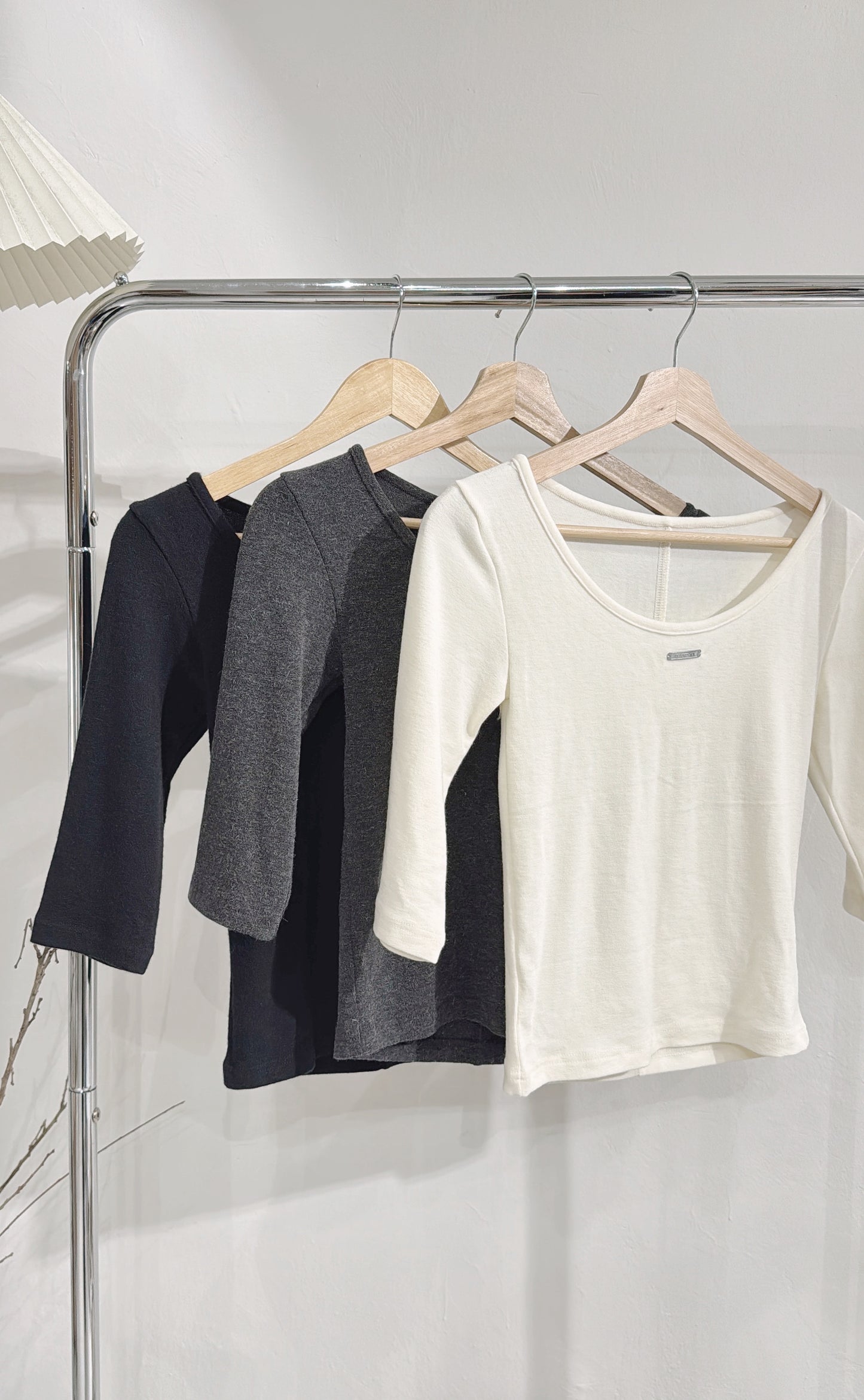 [ 預訂.˚‧💭 ] [ 超舒適！] Mid sleeve 2-way top / 3 colors