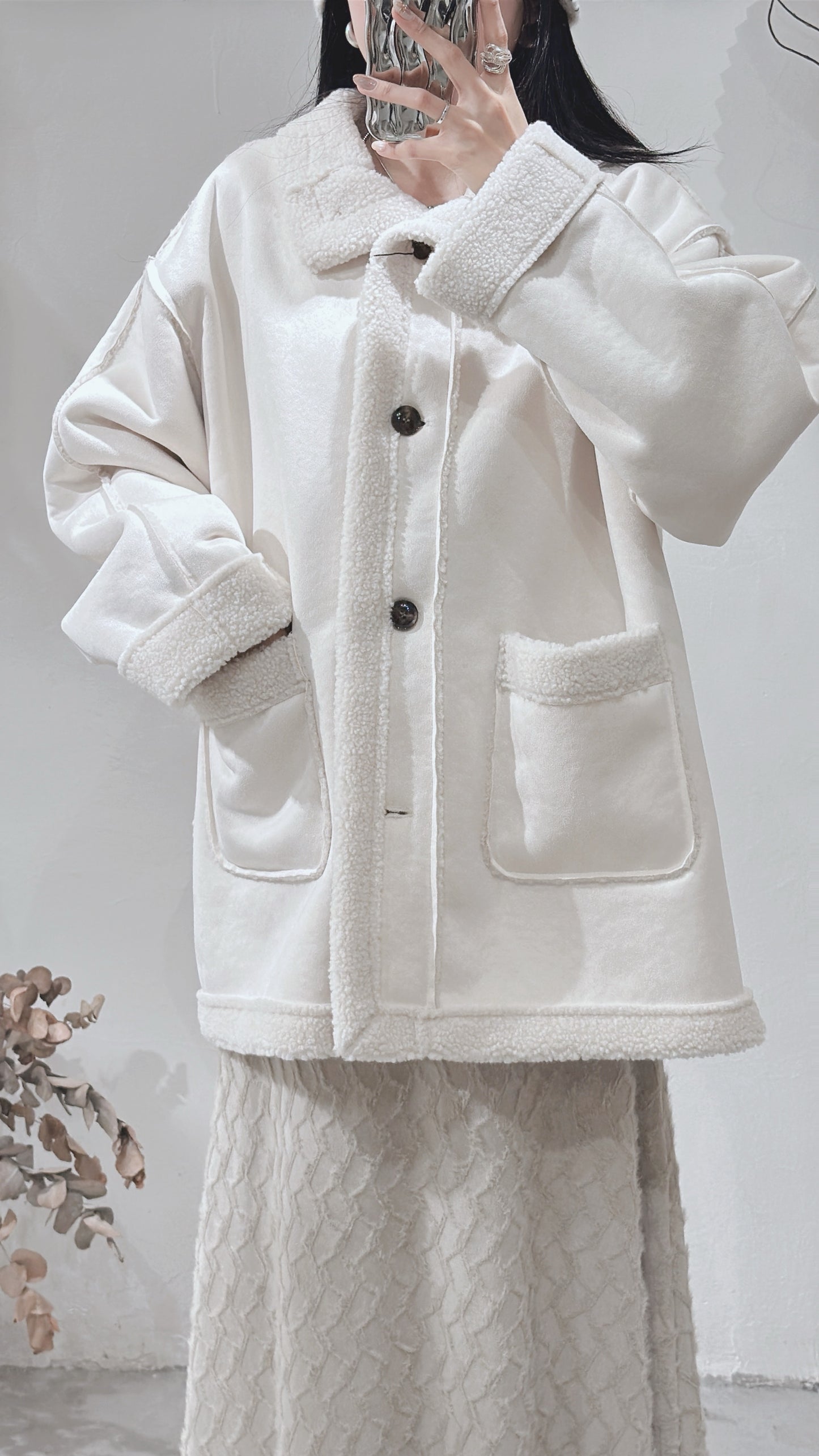 [ 現貨 / 預訂 ⋆𐙚 ̊ ] [ 店主自留！] Faux-mouton stand jacket / ivory