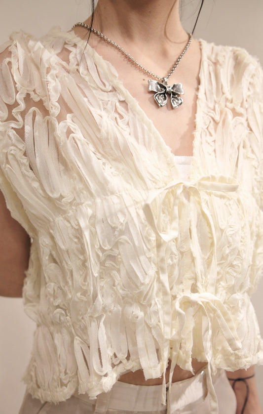 [ 現貨/預訂˚⊹♡ ] feather gilet vest / ivory