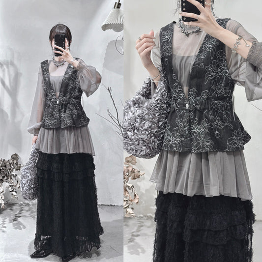 [ 現貨/預訂⋆.𐙚 ̊ ] [ 牛仔布料！] handrawn flower bustier / black