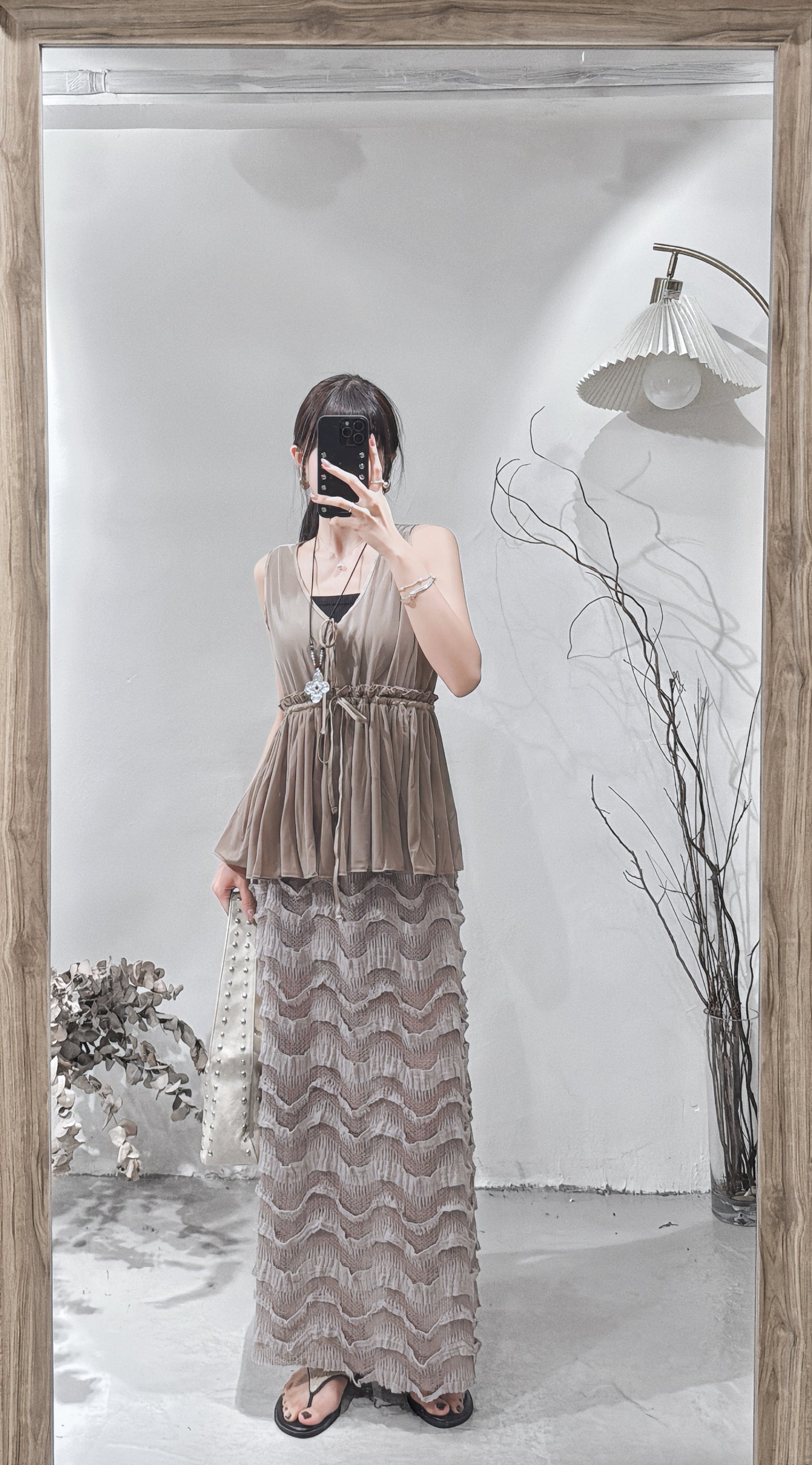 [ 現貨/預訂˚⊹♡ ] velvet tied vest / brown