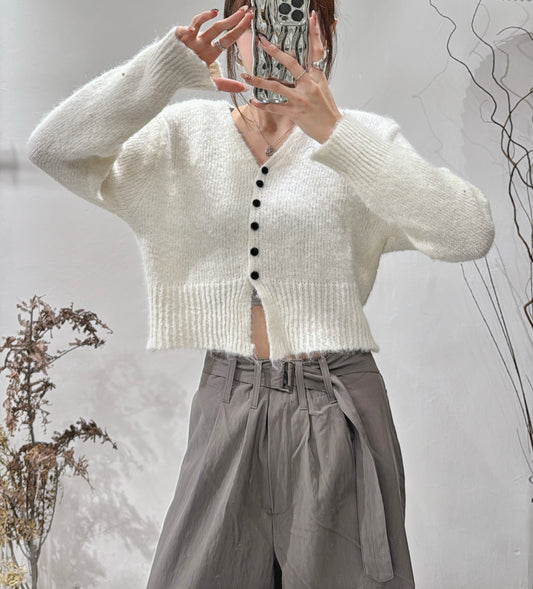 [ 店主&models' pick!] V-neck shaggy knit/ ivory