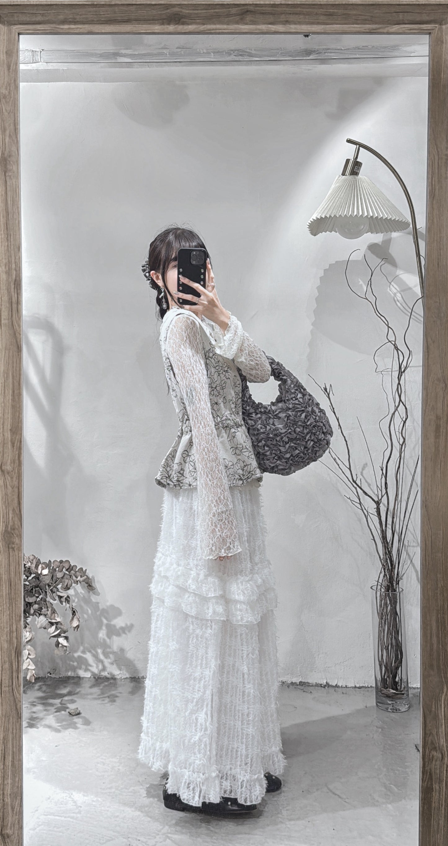 [ 現貨/預訂⋆.𐙚 ̊ ] [ 牛仔布料！] handrawn flower bustier / ivory