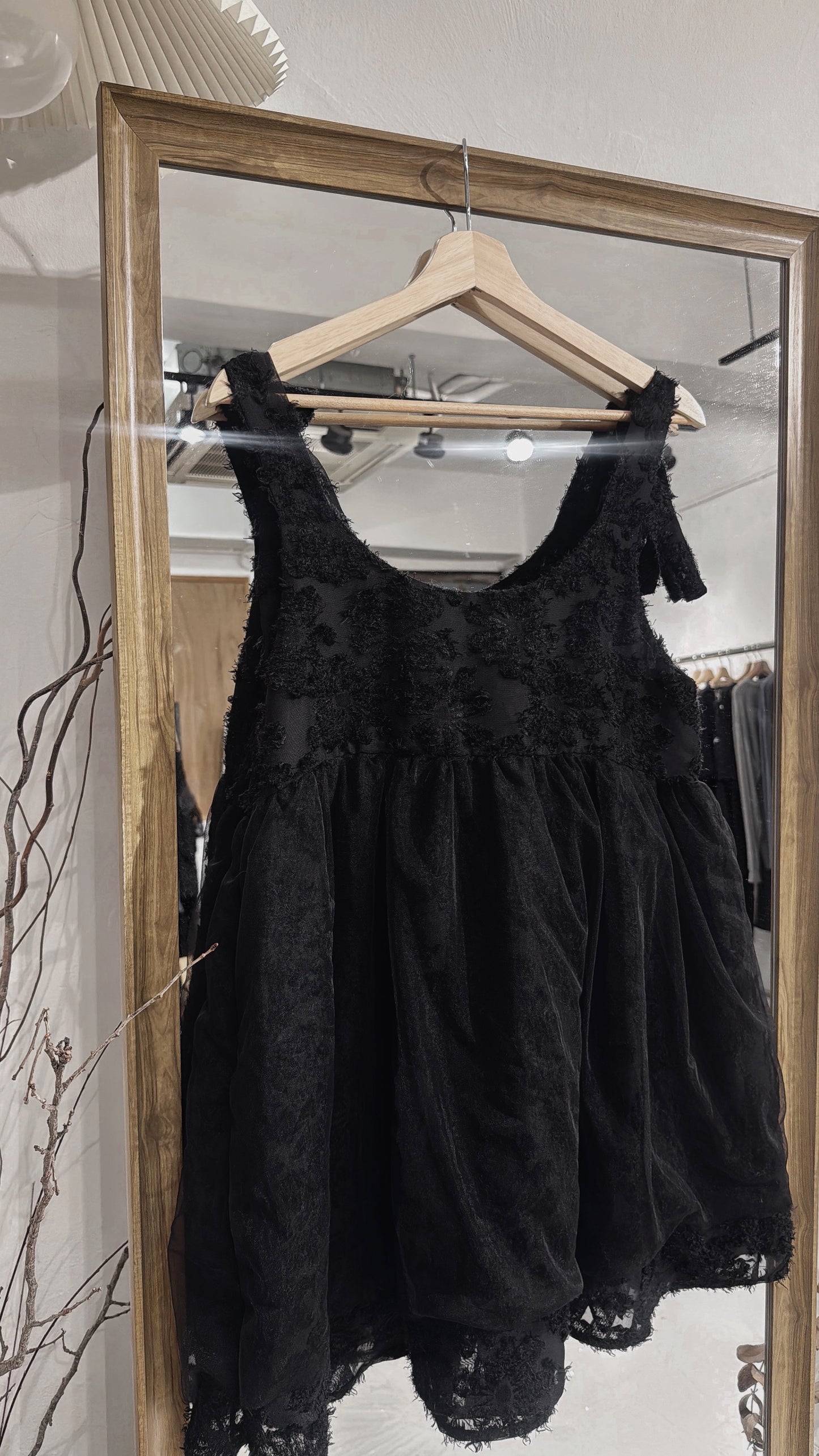 [ DDD MADE 𐙚˙⋆.] [超美layer. 💖]Feather ribbon top / black