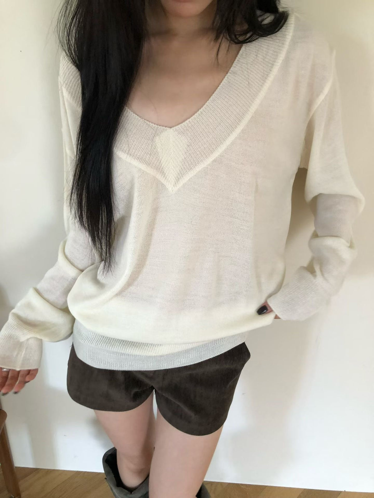 ［ 早鳥 early bird 價 🐈‍⬛✨ ] oversized v-neck top / 3 colors