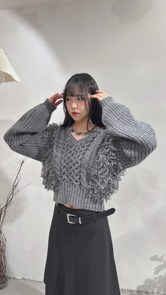 [ 現貨 ⋆𐙚 ̊.] [ 限量！] Fringed cropped knit / charcoal