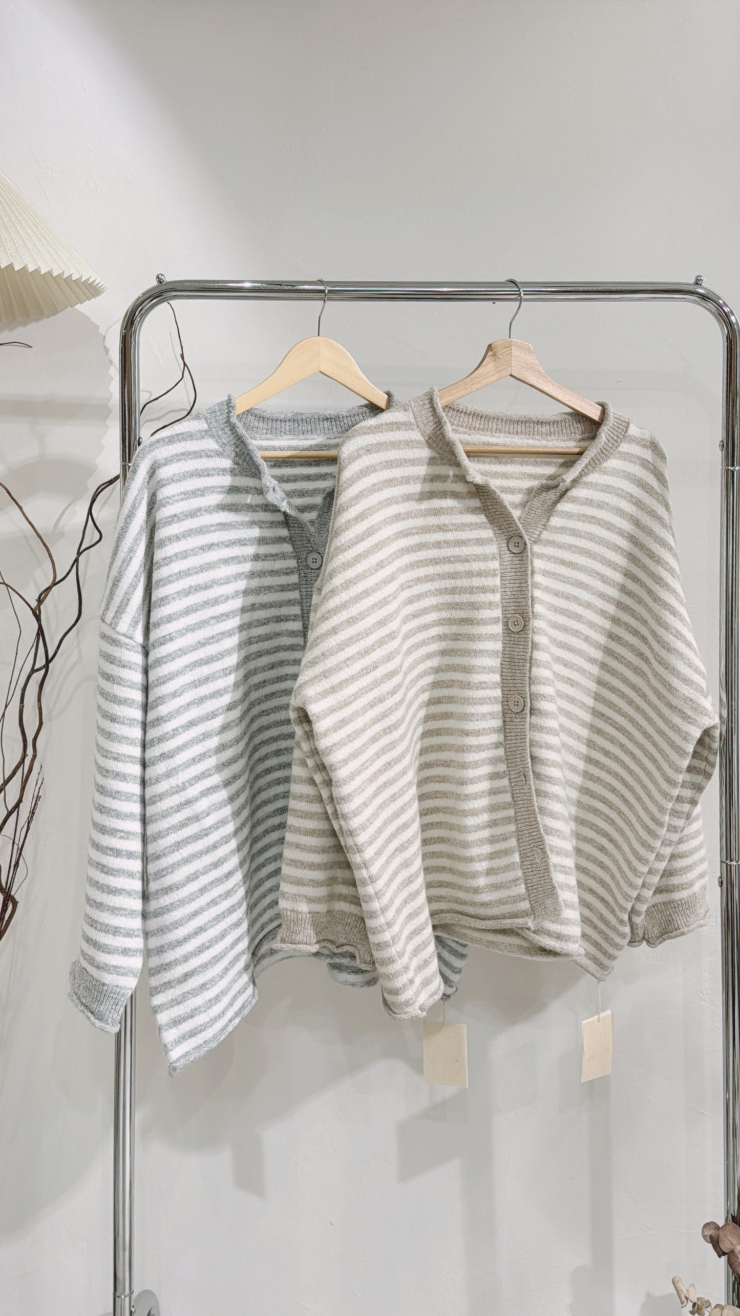 [ 現貨/預訂⋆⁺₊❅ ] striped knit outer / grey