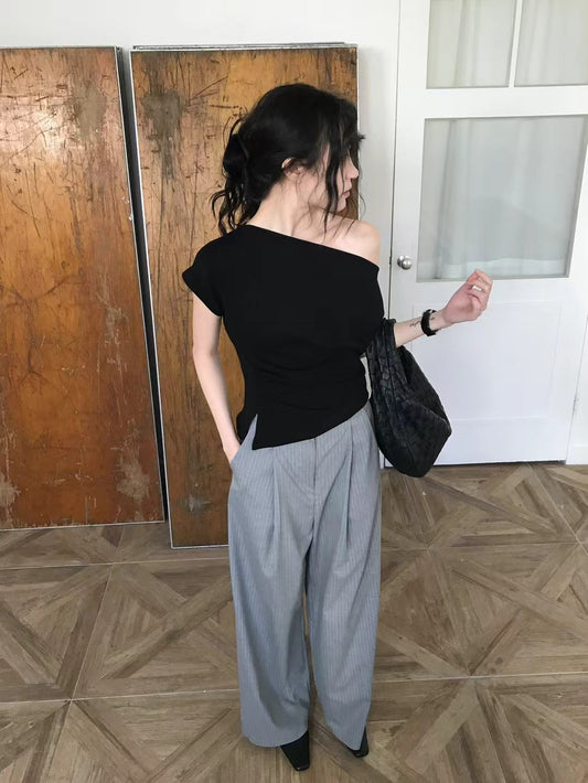 [ 預訂 ࣪𖤐.ᐟ ] [ 店主大愛！] Off shoulder pika top / black