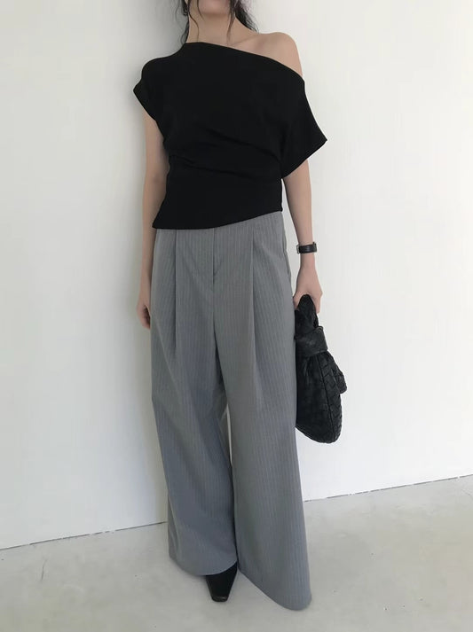 [ 預訂 ࣪𖤐.ᐟ ] [ 店主大愛！] Off shoulder pika top / black
