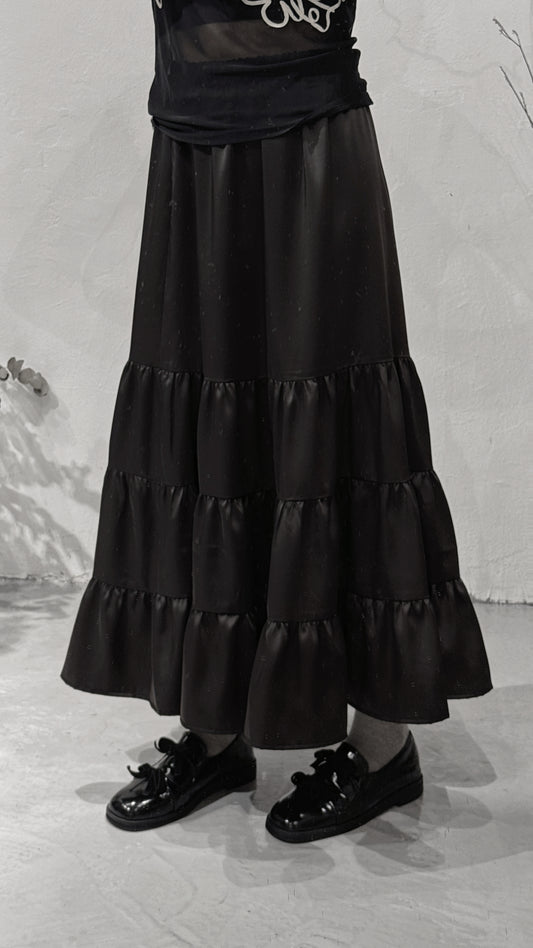 [ 現貨 ] Satin cake layered skirt / black