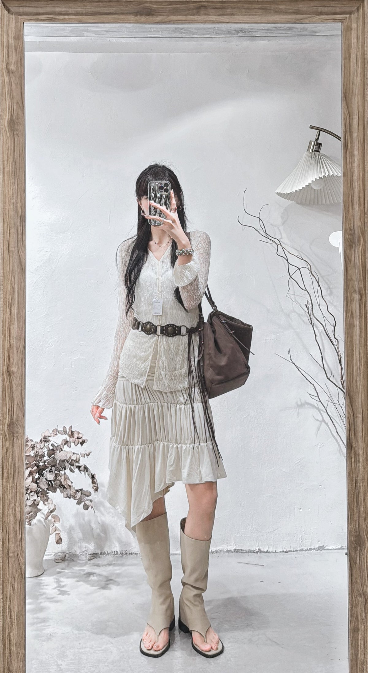 ［ 現貨/預訂 🐈‍⬛✨ ] Textured Lace Blouse / cream